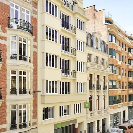 Ibis Styles Centre Grand Place Hotel 3*