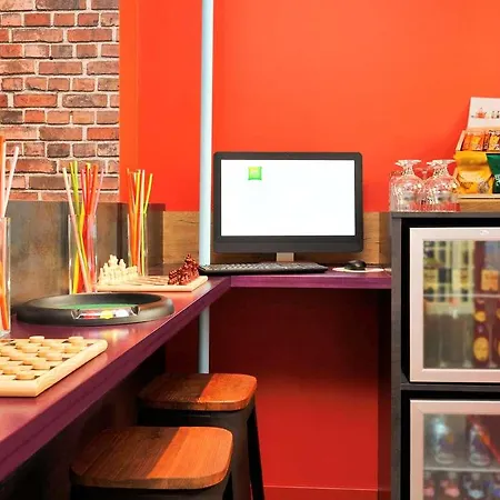 Ibis Styles Centre Grand Place 3* Lila