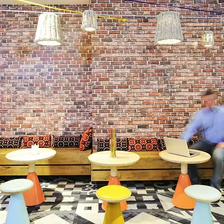 Hotel Ibis Styles Centre Grand Place 3*
